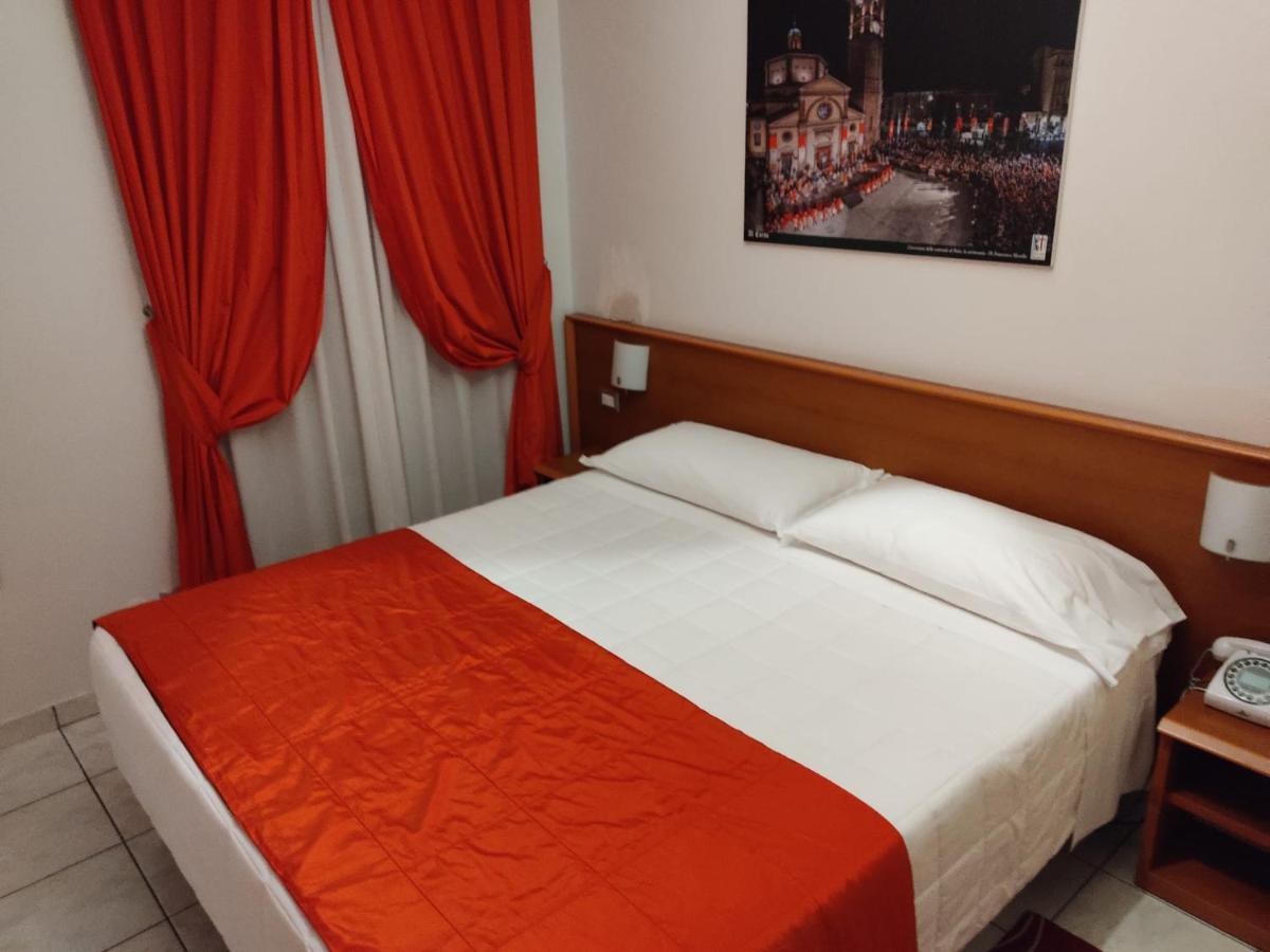 Hotel Al Corso Legnano Exterior foto
